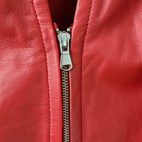 Danier Women's Poppy Red Genuine Leather Jacket ( Sz M/P) - Picture 3 of 7